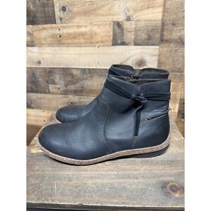 b.o.c. Born Concept Black Leather Ankle Boots Cork Midsole BC0031109 Womens 11M